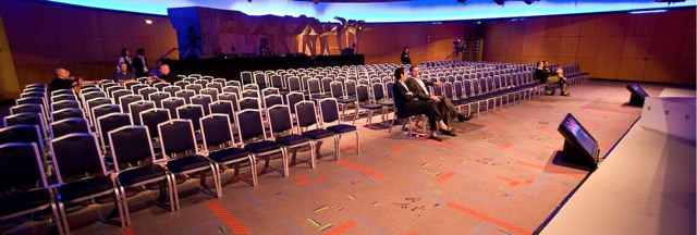empty-conference-room-20111221-164812